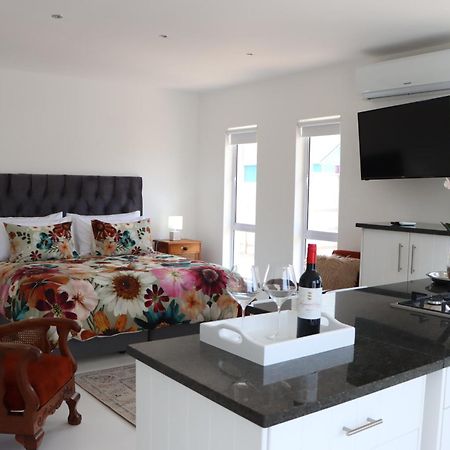 Nivenia Beach House 贝蒂湾 外观 照片